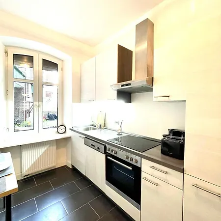 Apartment N-ferienwohnung Naehe U-bahn Fuer 4 Personen