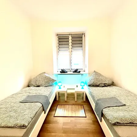 Apartment N-ferienwohnung Naehe U-bahn Fuer 4 Personen Nürnberg