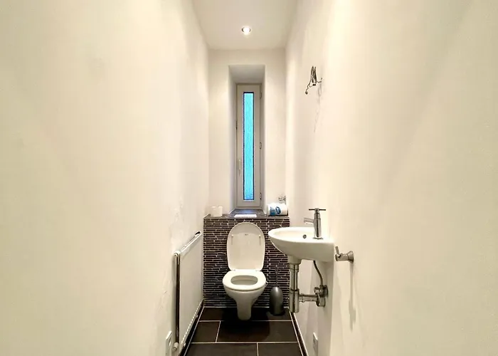 N-ferienwohnung Naehe U-bahn Fuer 4 Personen Appartement *